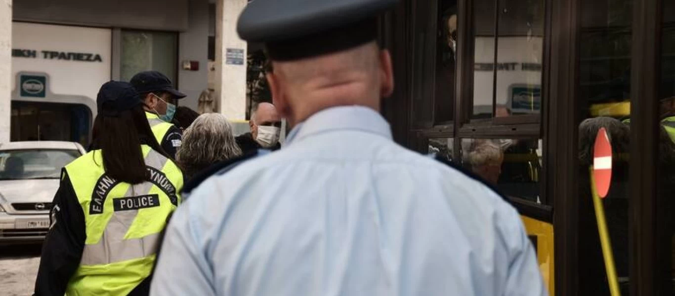 Απομάκρυναν τον διοικητή του ΑΤ Πόρου επειδή δεν έκανε αρκετούς ελέγχους για κορωνοϊό